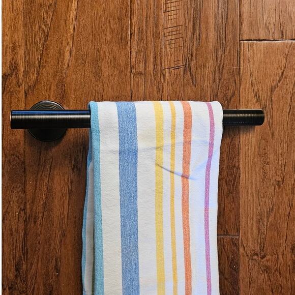 Bronze Hand Towel Holder - Picture 1 of 7